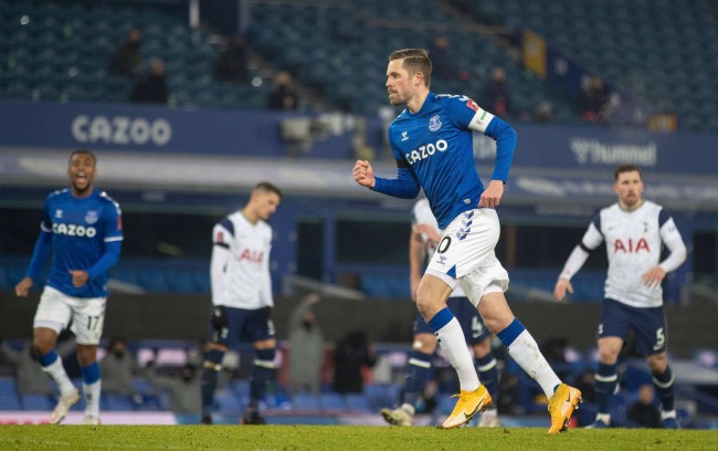 相信随着他 相信随着他